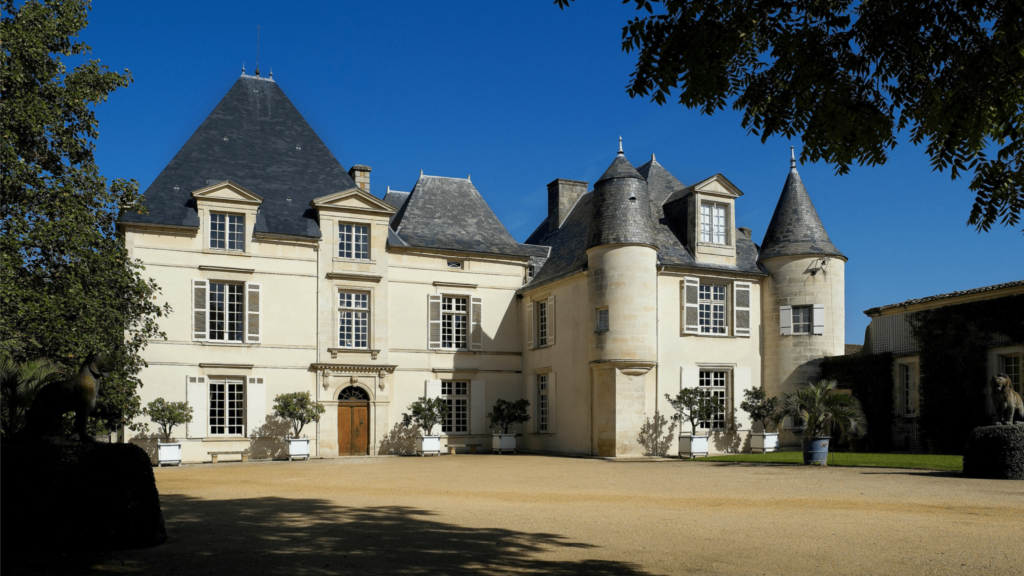 Kështjella historike e Château Haut-Brion Premier Grand Cru Classé - Imazh kryesor për koleksionin e Châteaux elitare Bordeaux
